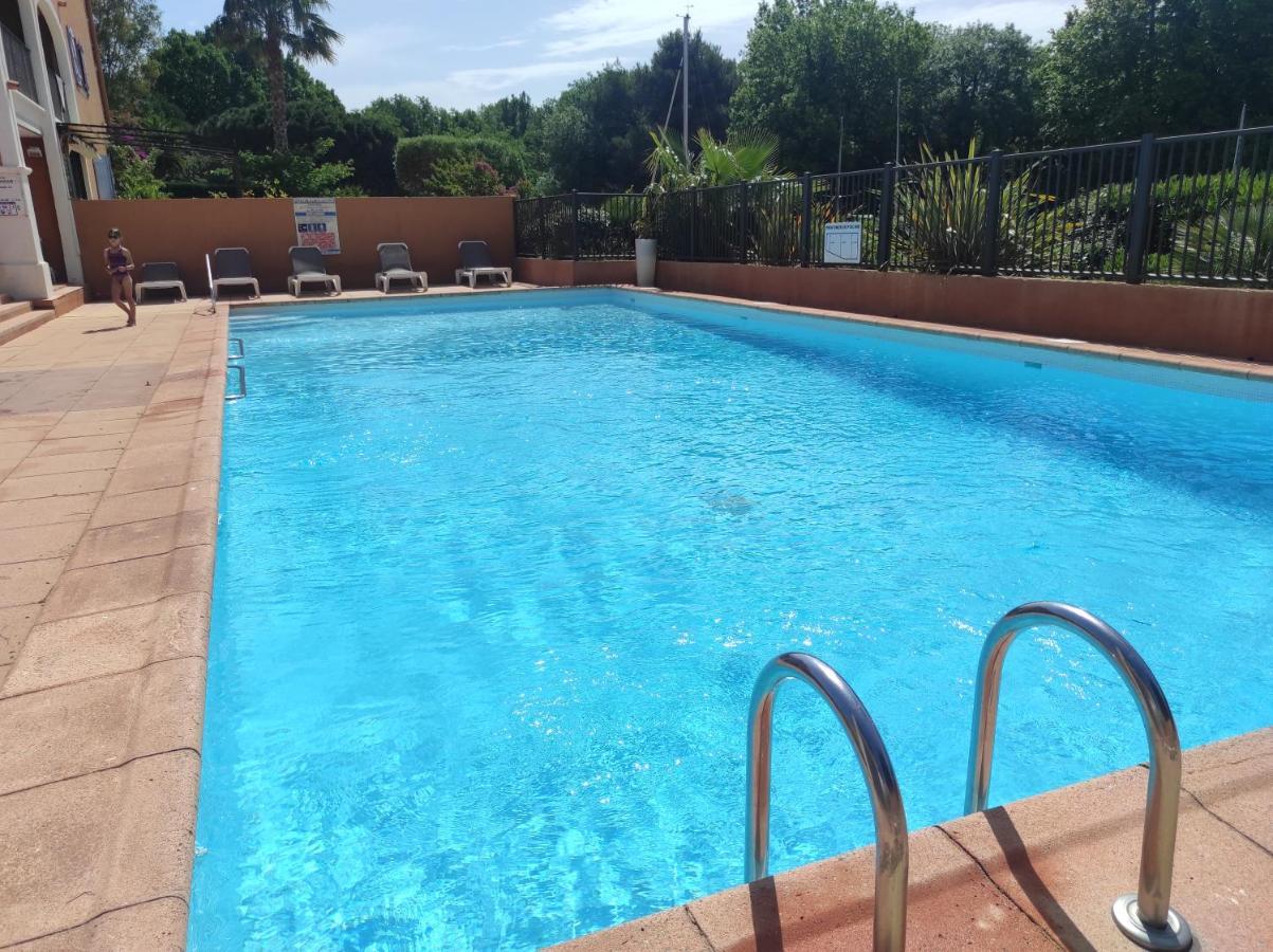la Perle rare Apartment Cogolin Luaran gambar
